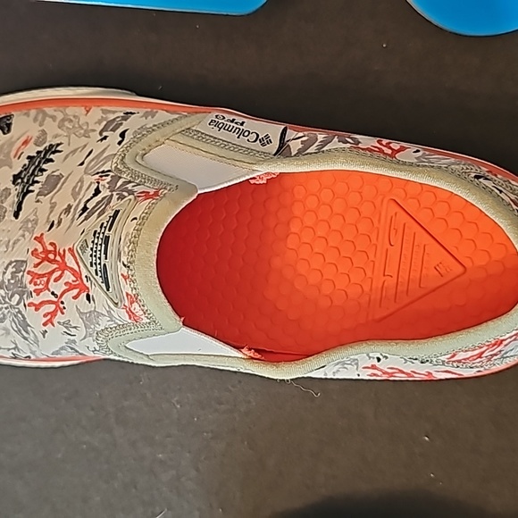 Columbia Slack Water PFG Slip size 6 - Picture 4 of 5